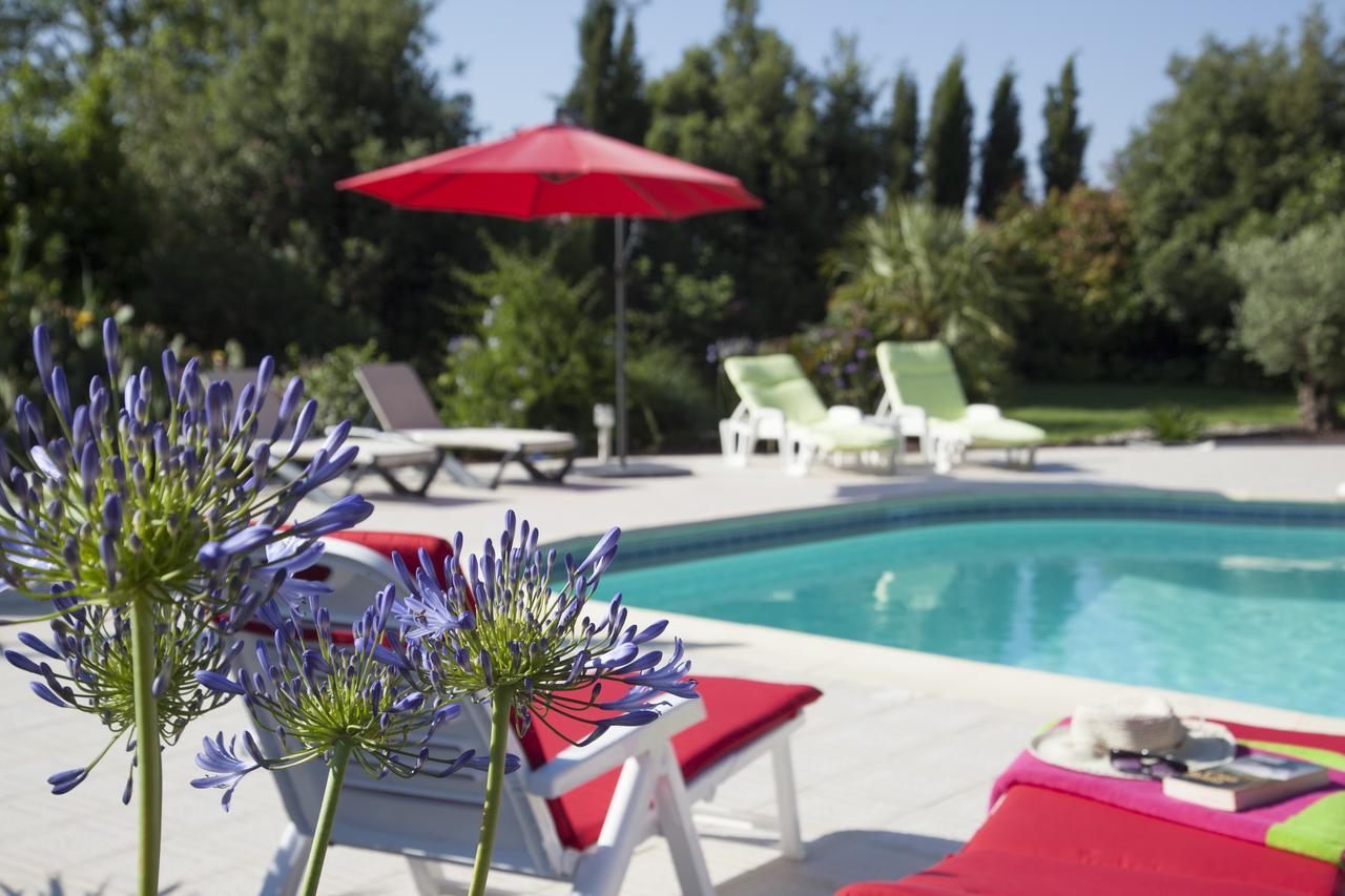 Domaine Les Magasins Bed & Breakfast Bram Exterior foto